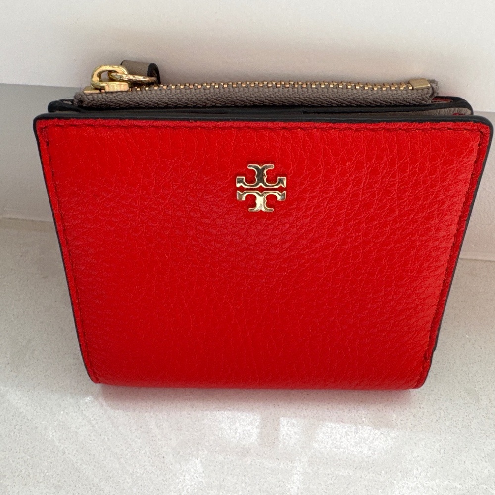 Tory Burch small wallet